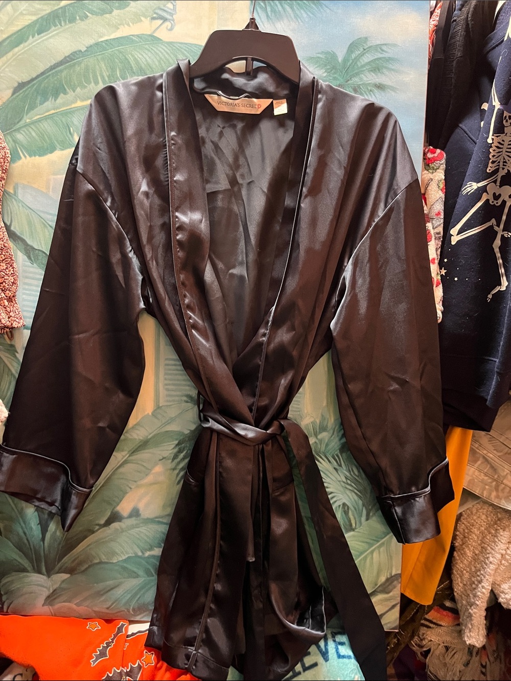 Victoria's Secret Black Satin Wrap Robe with Belt one size